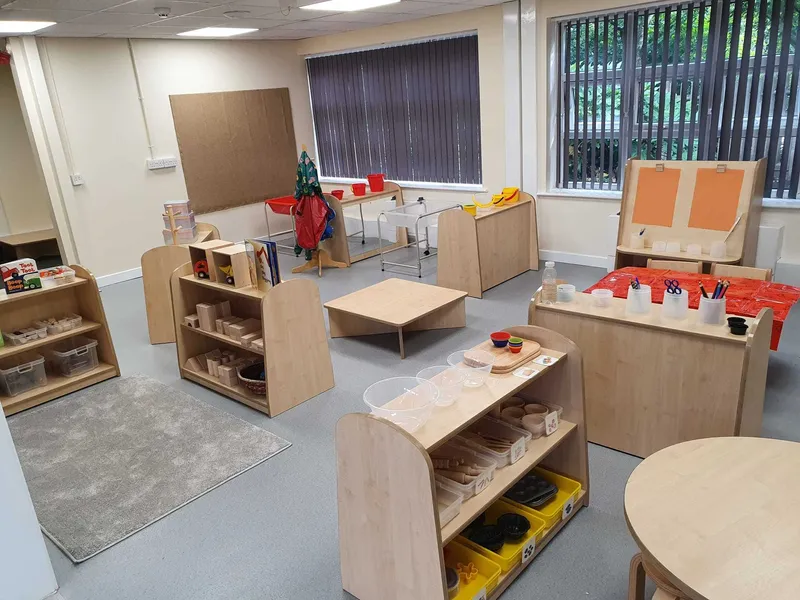 Sunshine Room - image 13