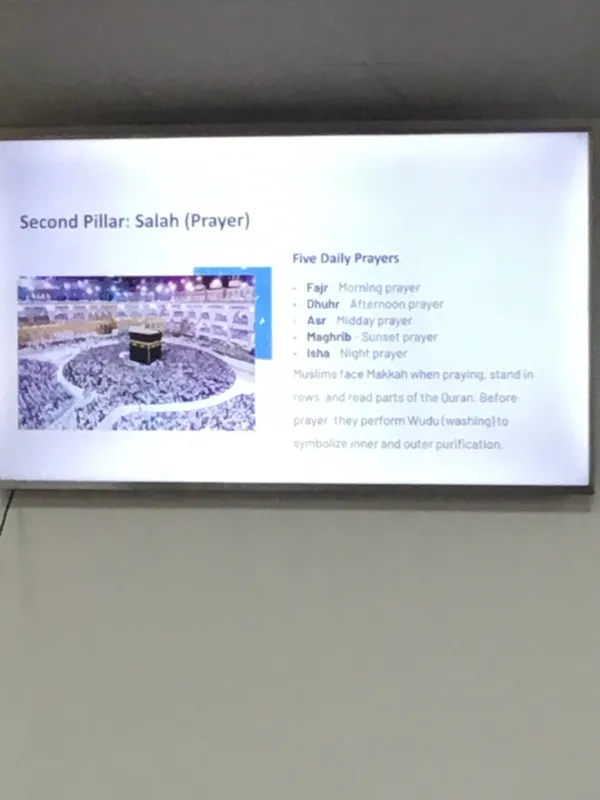 Key stage 2 Mosque visit - image 28