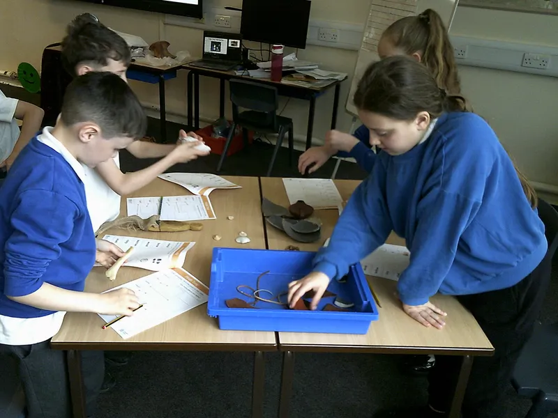Y4 Roman Archaeology Workshop - image 10