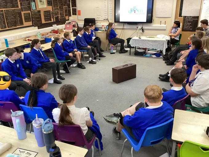 R.E - image 3 R.E - image 3