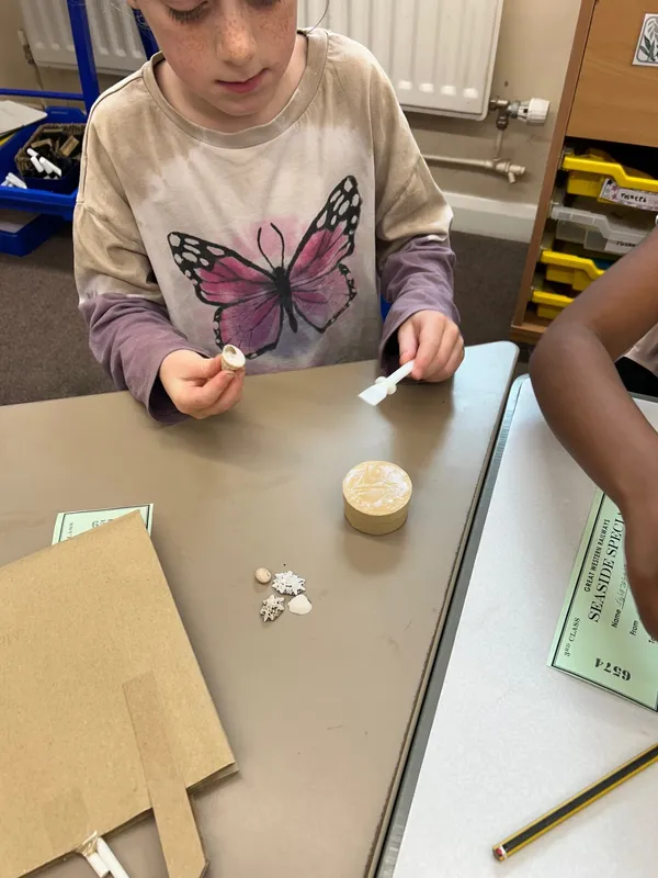 Gallery - created at 2025-09-11 18:17:01 - image 6