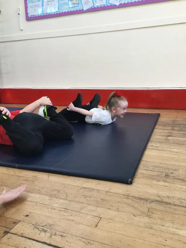 Y1 PE - image 5 Y1 PE - image 5