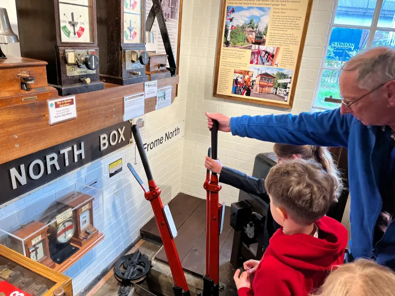 Year 3 Didcot Railway Centre - image 40