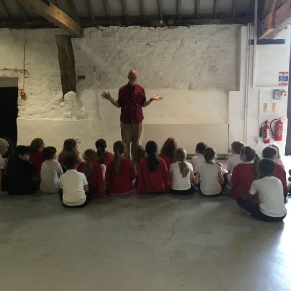 Year 3 - MK Discovery Centre