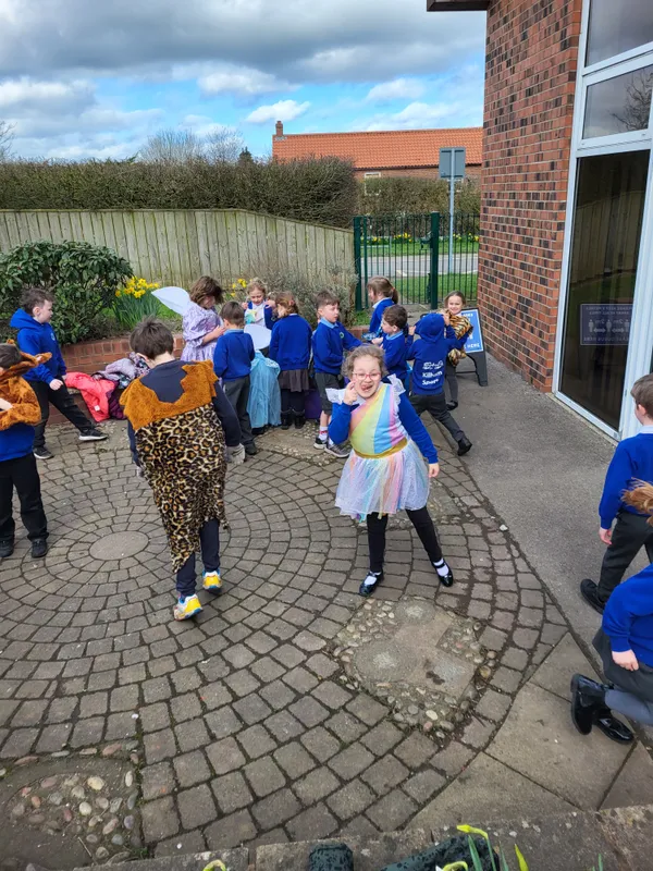 OPAL - image 3 OPAL - image 3