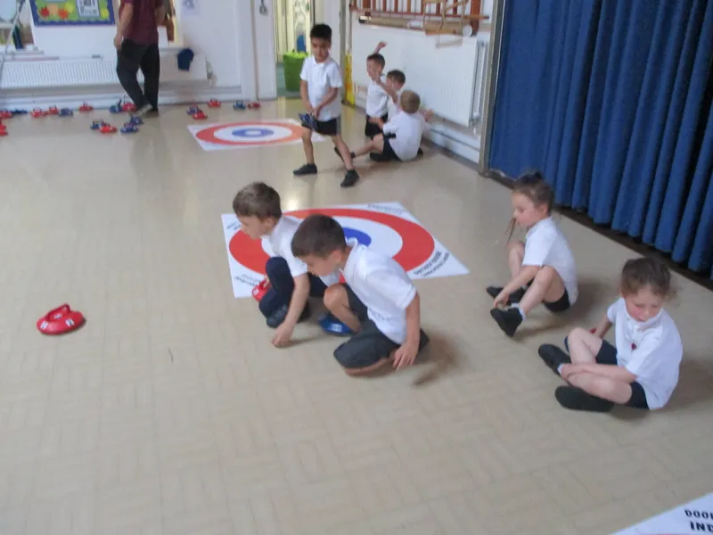 Curling - image 9