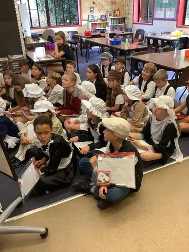 Y5 - Victorian Day - image 8