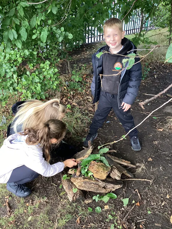 Gallery - created at 2025-10-07 06:53:19 - image 1 Gallery - created at 2025-10-07 06:53:19 - image 1