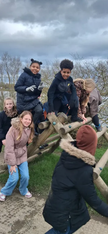 Y6 Lent walk 26 - image 8