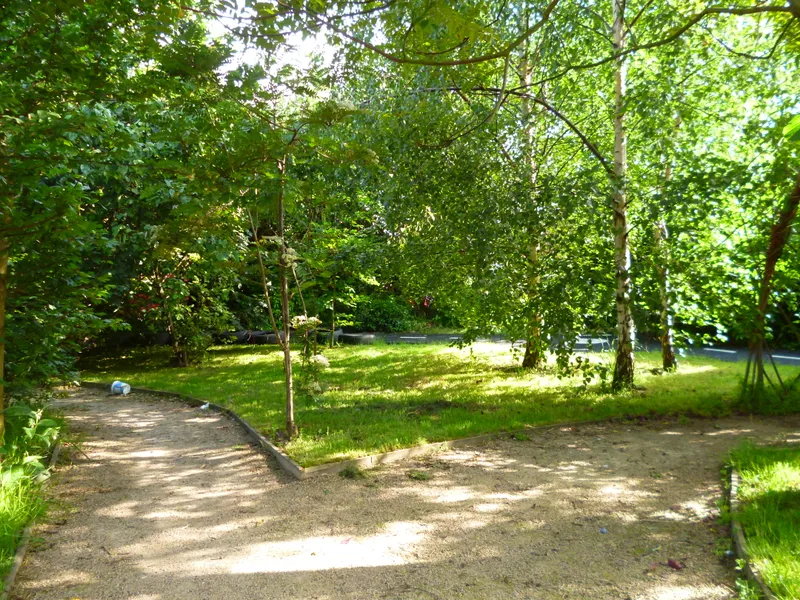 School Tour - image 23