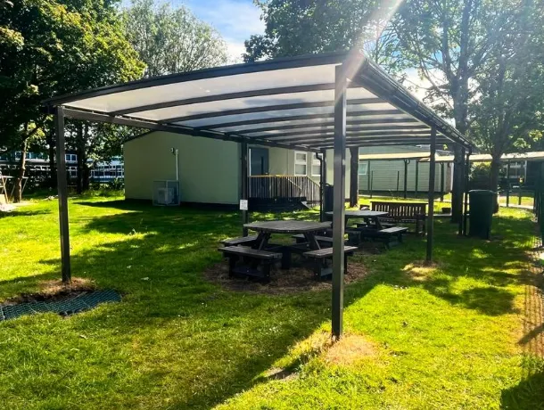 School Tour - image 13