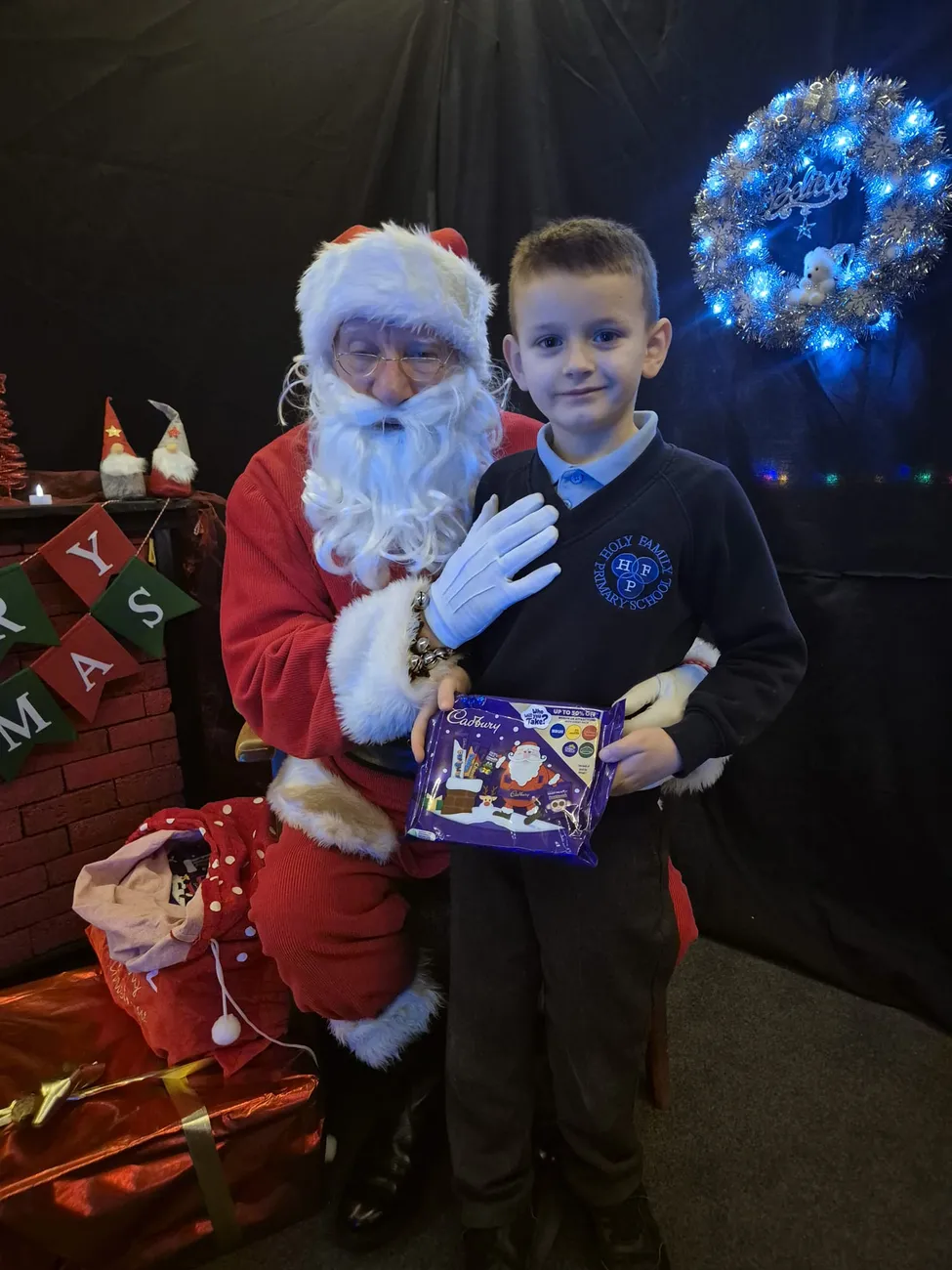 Y2 Santa's Grotto 25-26 - image 25 Y2 Santa's Grotto 25-26 - image 25