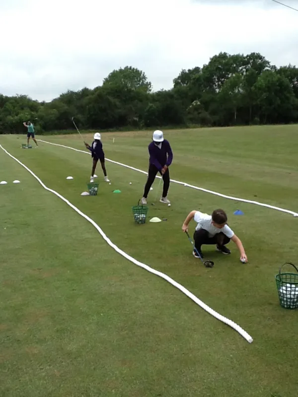 Curriculum - PE - image 8