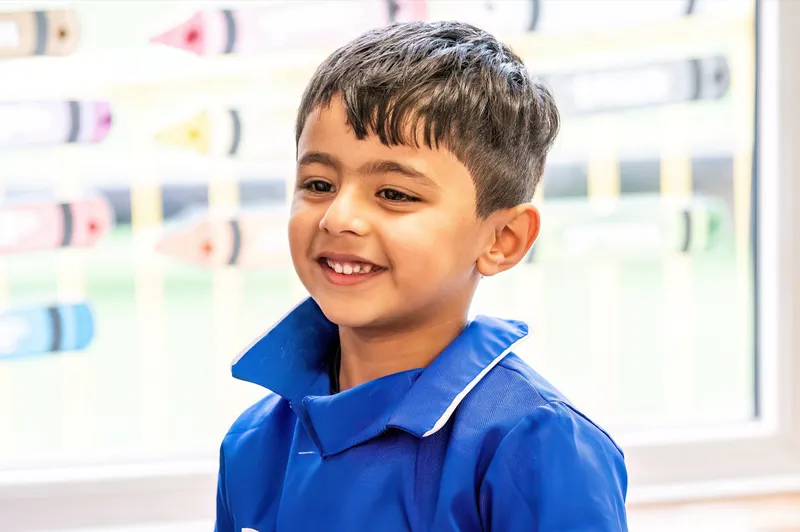 Stay + play - image 18