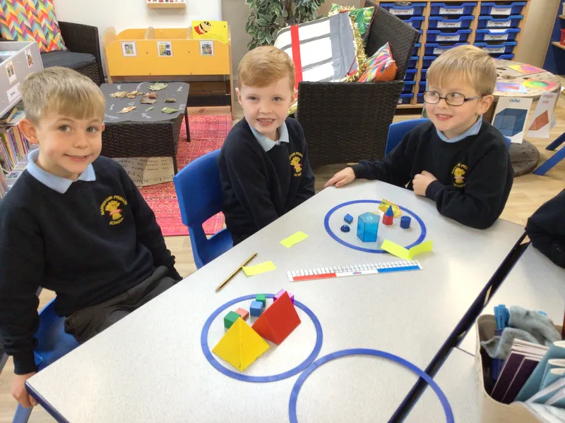 Sorting 3D Shapes - image 5 Sorting 3D Shapes - image 5