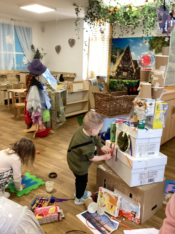 Gallery - created at 2025-04-04 15:02:06 - image 28