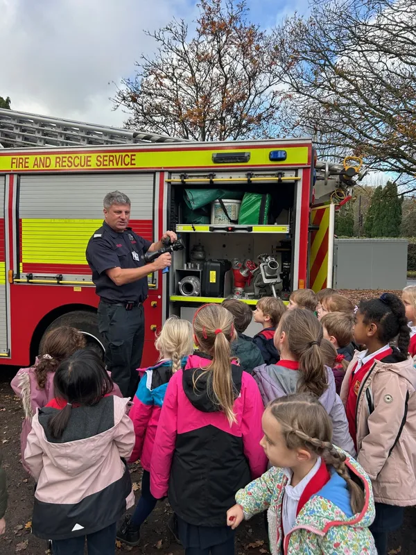 Gallery - created at 2025-11-13 18:38:59 - image 12