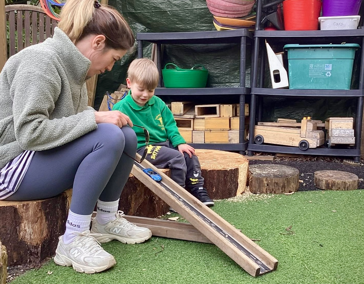 MARCH: 💐 Mummy Stay & Play week