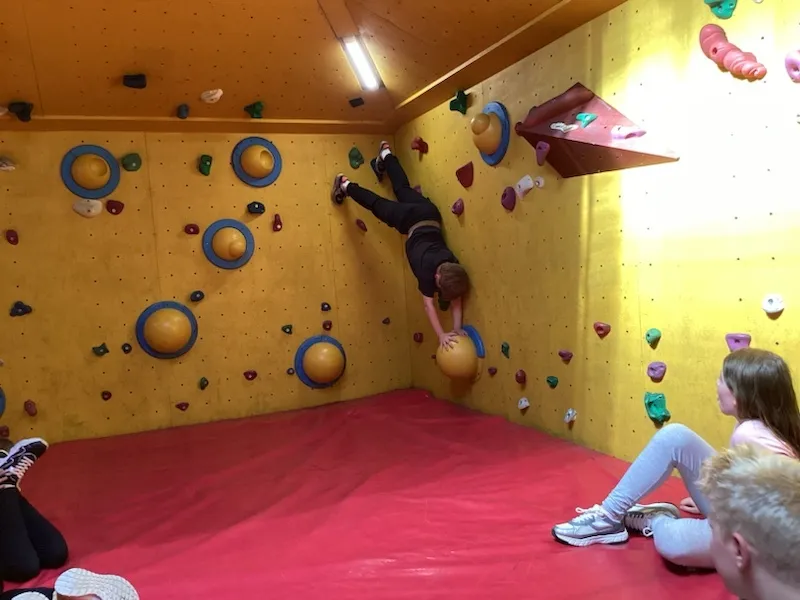 Gallery - created at 2024-09-17 20:50:18 - image 43 Gallery - created at 2024-09-17 20:50:18 - image 43