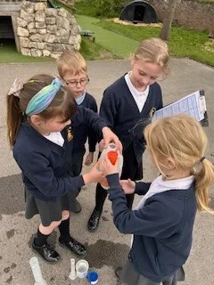 Swallows measuring and comparing capacity and volume in Maths - image 8 Swallows measuring and comparing capacity and volume in Maths - image 8