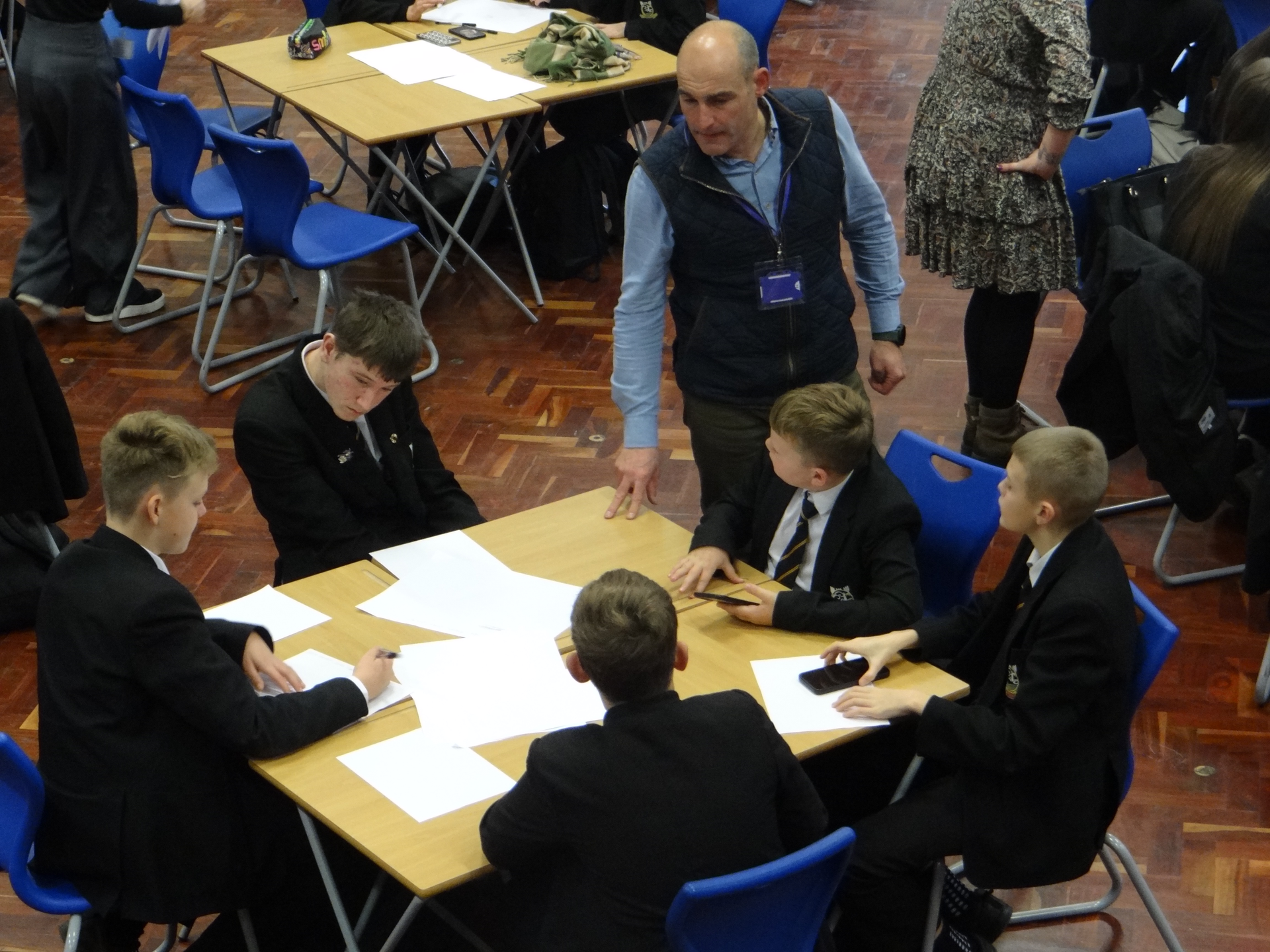 Entrepreneurship masterclass introduces high school students to world of business