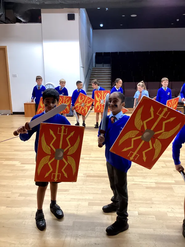 Year 4 Gallery - image 9