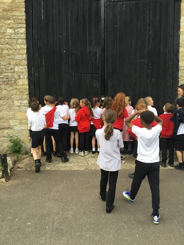 Year 3 - MK Discovery Centre - image 23