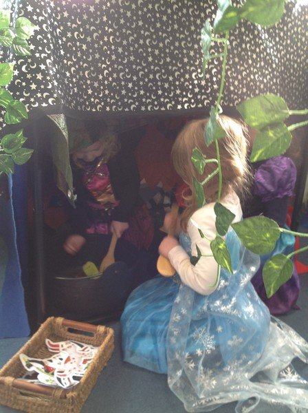 Retelling 'Room on the Broom'