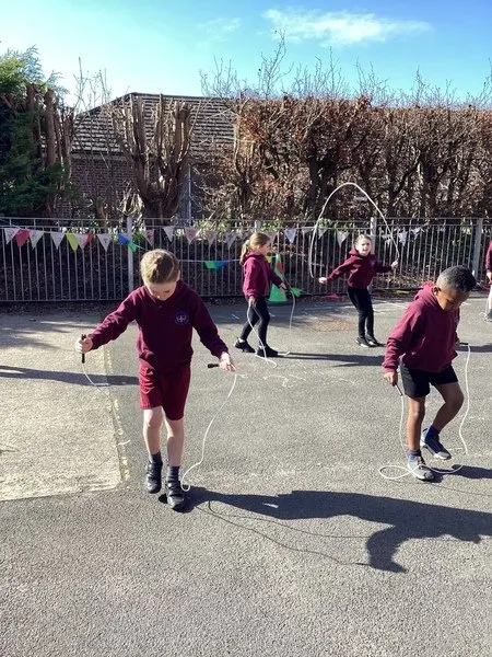 Year 6 pupils - image 3 Year 6 pupils - image 3