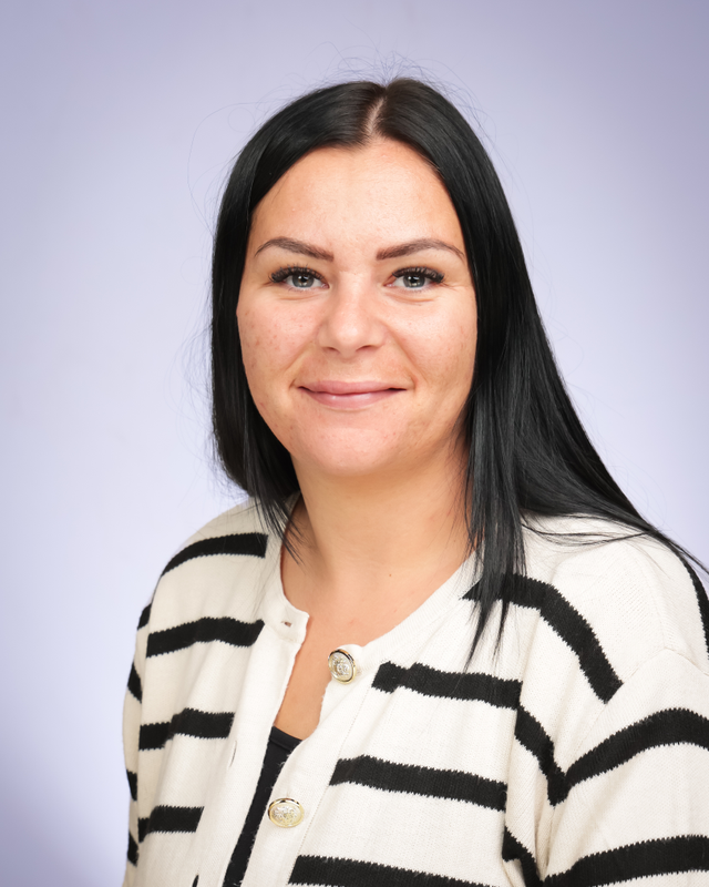 Miss Lloyd Teaching Assistant