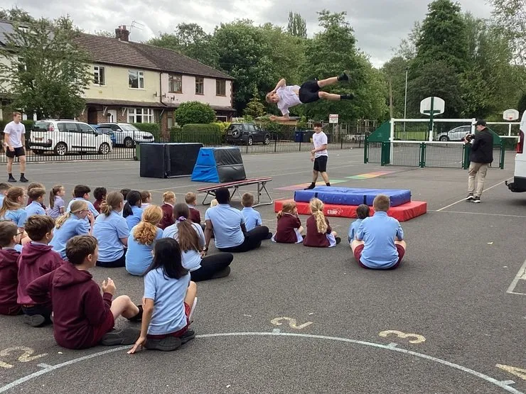 Street Monkeys' Performance - image 3