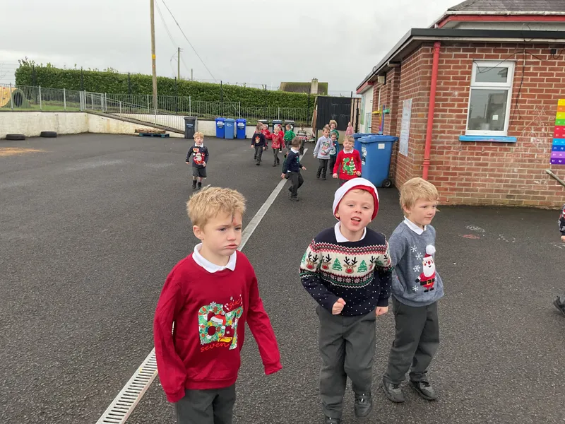 Santa Daily Mile 2025 - image 12 Santa Daily Mile 2025 - image 12