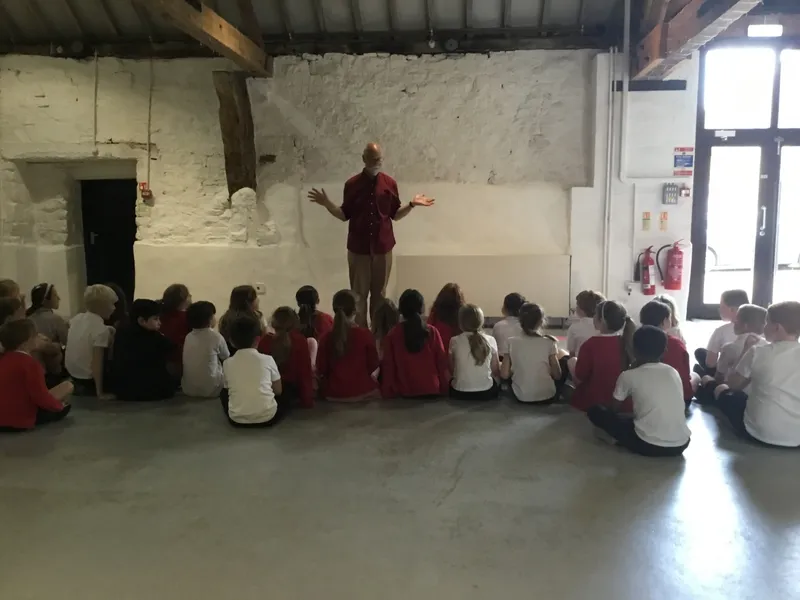 Year 3 - MK Discovery Centre - image 62