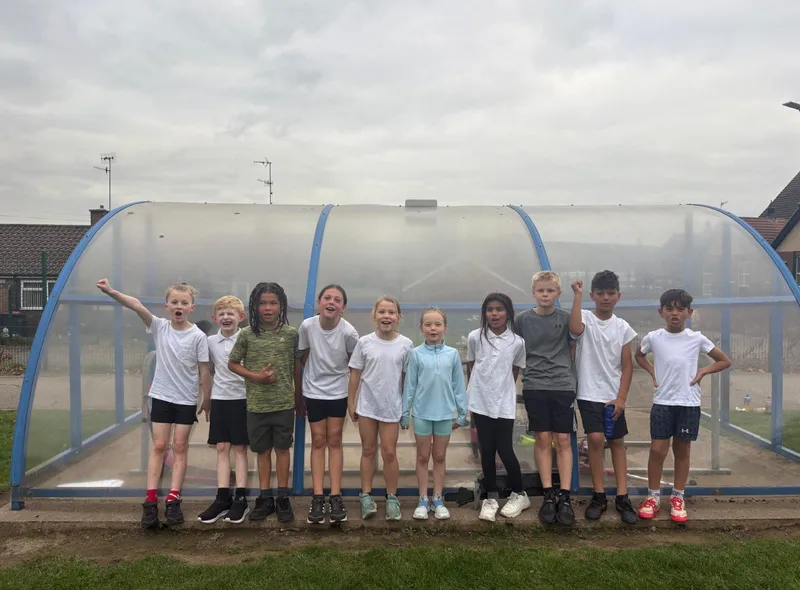 PE - image 3 PE - image 3