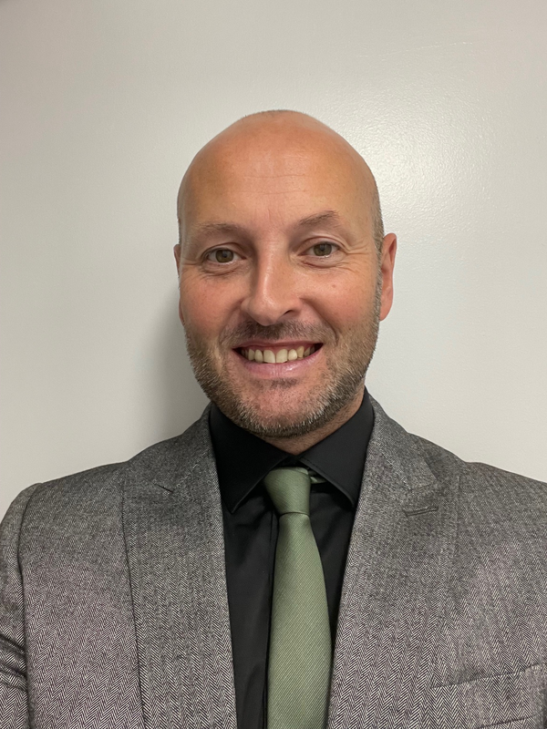 Mr Duce, Head of School