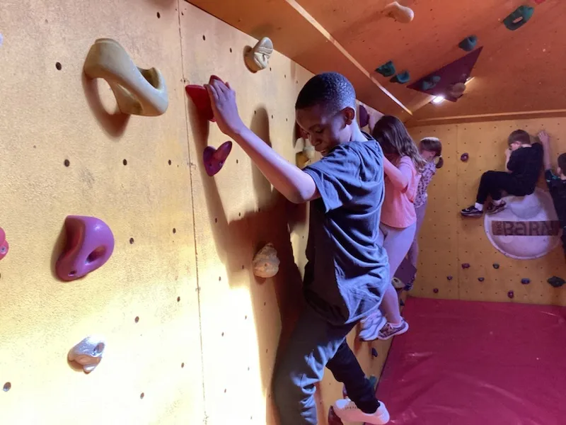 Gallery - created at 2024-09-17 20:50:18 - image 49 Gallery - created at 2024-09-17 20:50:18 - image 49