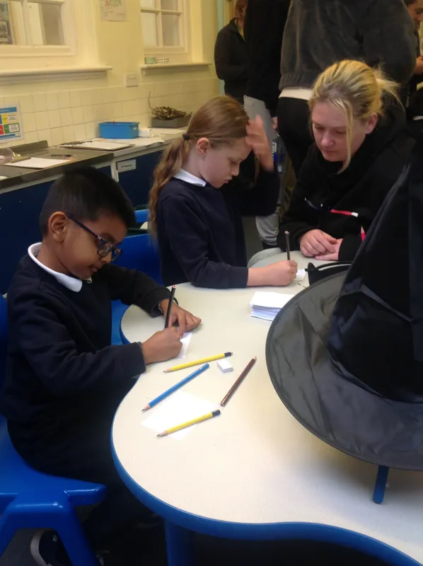 Gallery - created at 2025-10-15 12:03:33 - image 9