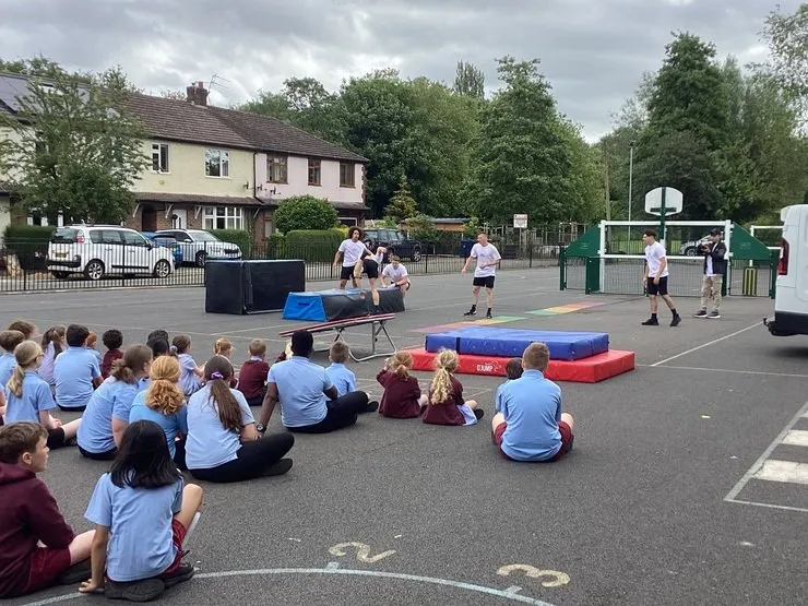 Street Monkeys' Performance - image 4