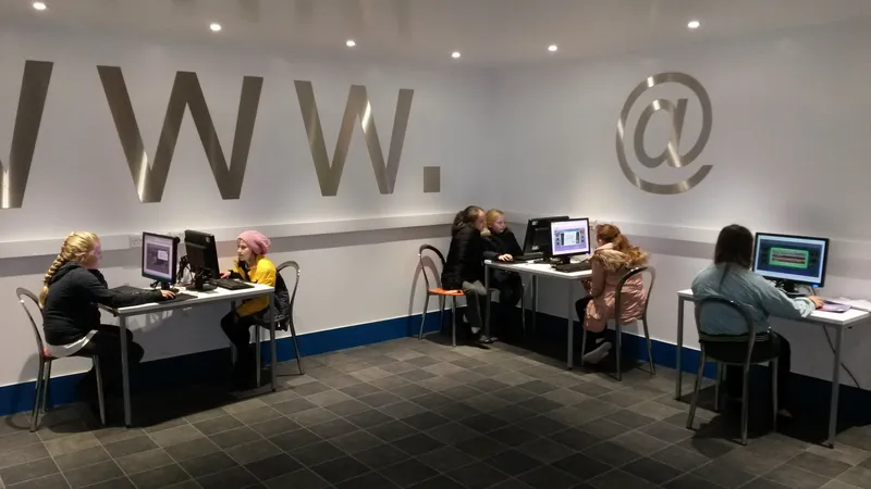 Gallery - image 13 Gallery - image 13