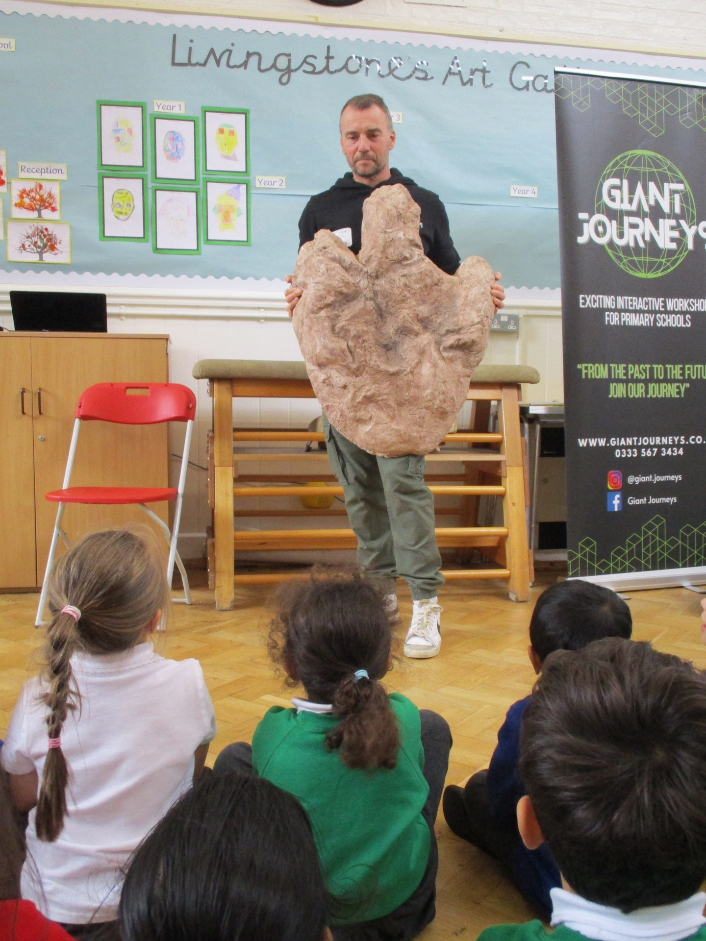 Penguins and Parrots are archaeologists!